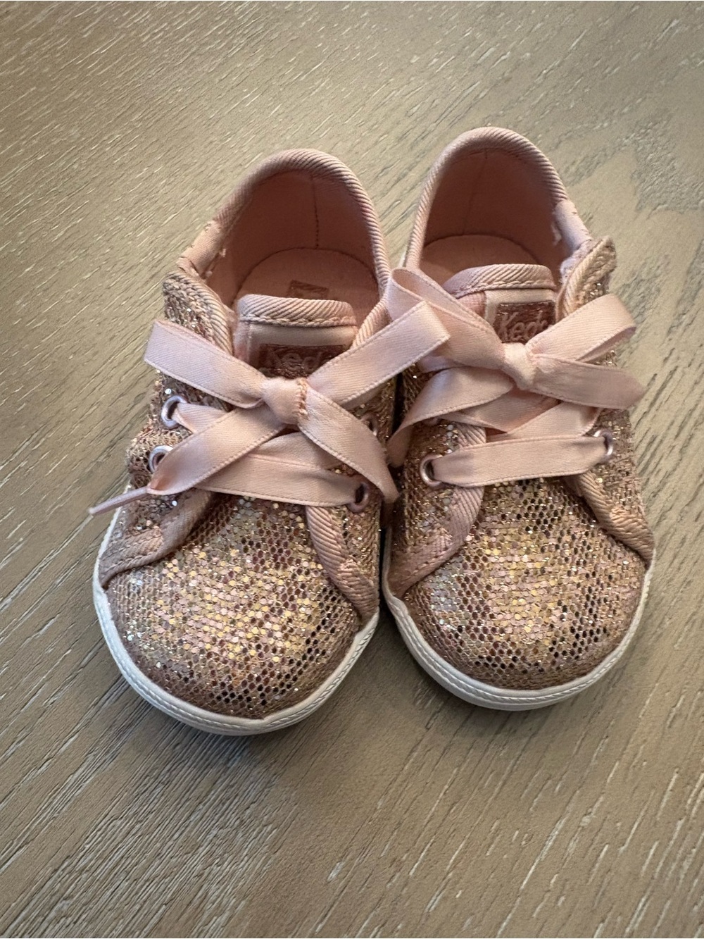 Keds Girls Glitter Ribbon Sneaker - Rose Gold